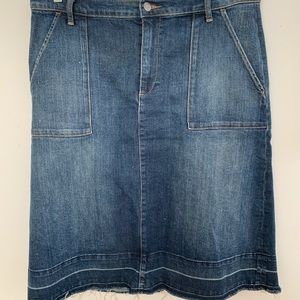 Excellent condition Gap denim skirt